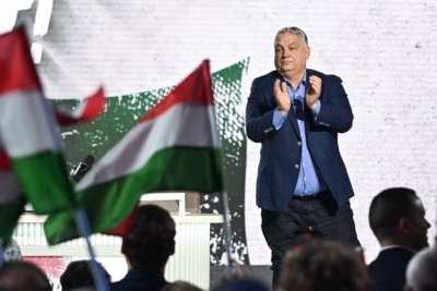 Comment la Hongrie tisse sa toile ultraconservatrice à Bruxelles